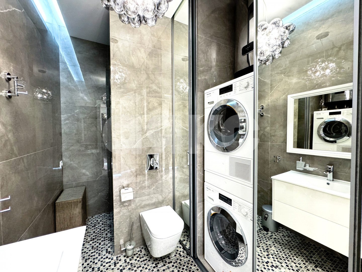 Фото №32: 4-комнатная квартира 152 м² - Сочи, Хостинский, мкр. Светлана, ул. Гагринская, 10