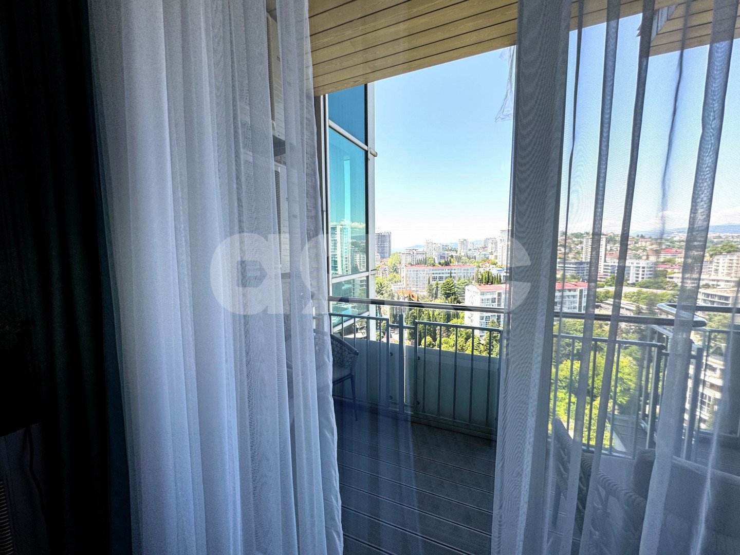 Фото №13: 4-комнатная квартира 152 м² - Сочи, Хостинский, мкр. Светлана, ул. Гагринская, 10