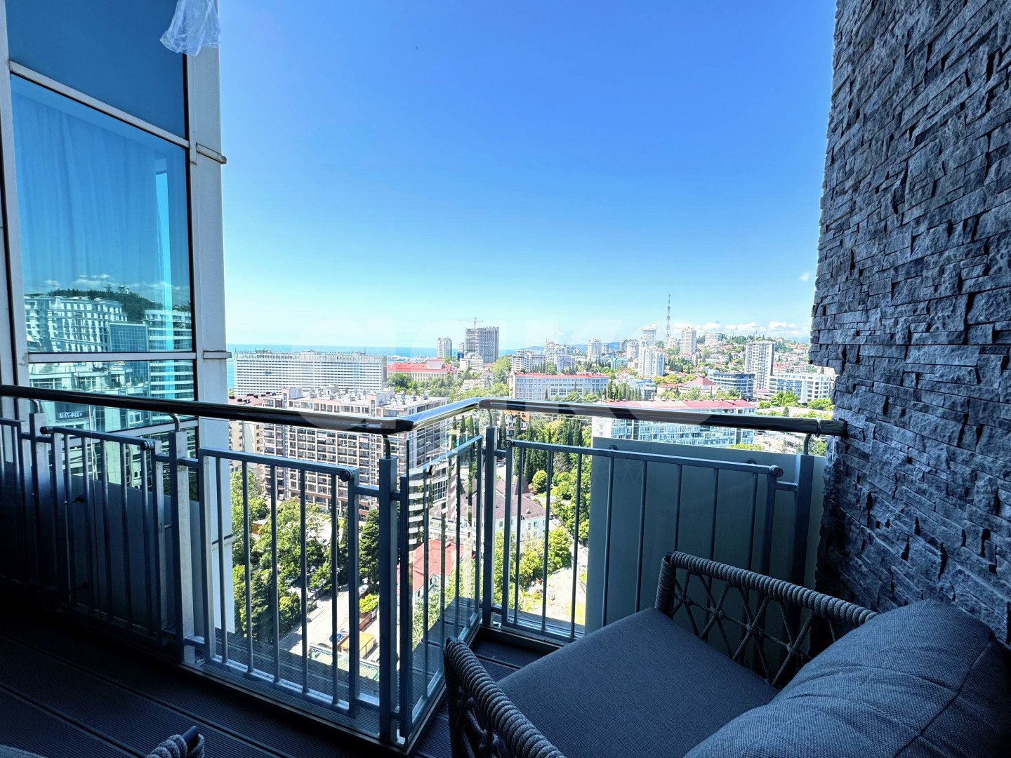 Фото №14: 4-комнатная квартира 152 м² - Сочи, Хостинский, мкр. Светлана, ул. Гагринская, 10