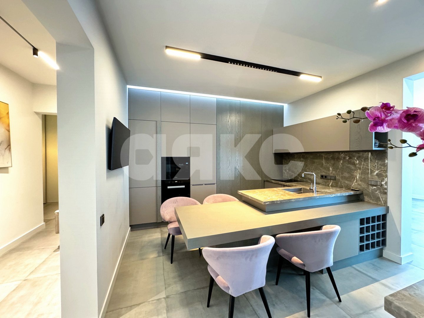 Фото №17: 4-комнатная квартира 152 м² - Сочи, Хостинский, мкр. Светлана, ул. Гагринская, 10