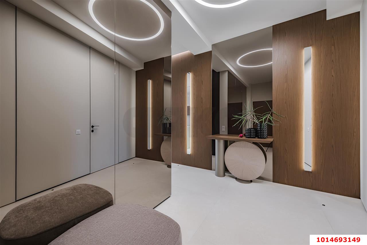 Фото №1: 4-комнатная квартира 175 м² - Сочи, Светлана, р. Хостинский, пр-кт Пушкина, 5А