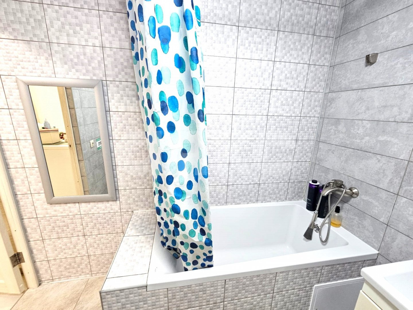 Фото №13: 3-комнатная квартира 51 м² - Сочи, Центральный, мкр. Заречный, ул. Голенева, 17/4