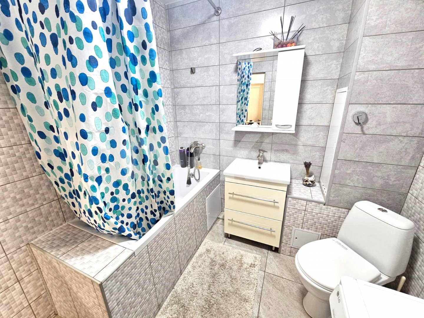 Фото №11: 3-комнатная квартира 51 м² - Сочи, Центральный, мкр. Заречный, ул. Голенева, 17/4