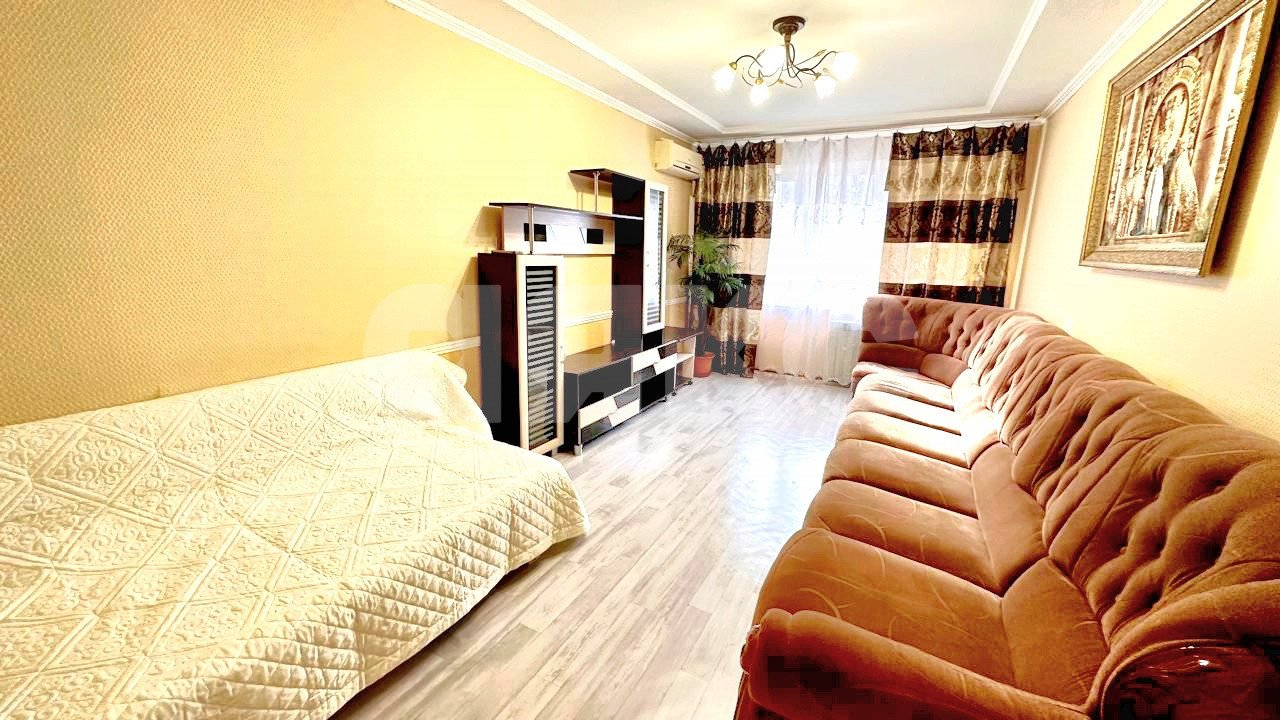 Фото №1: 2-комнатная квартира 51 м² - Сочи, р. Центральный, ул. Воровского, 56