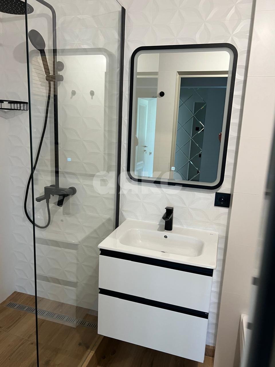 Фото №9: 3-комнатная квартира 80 м² - Сочи, Центральный, мкр. Гагарина, ул. Гагарина, 1