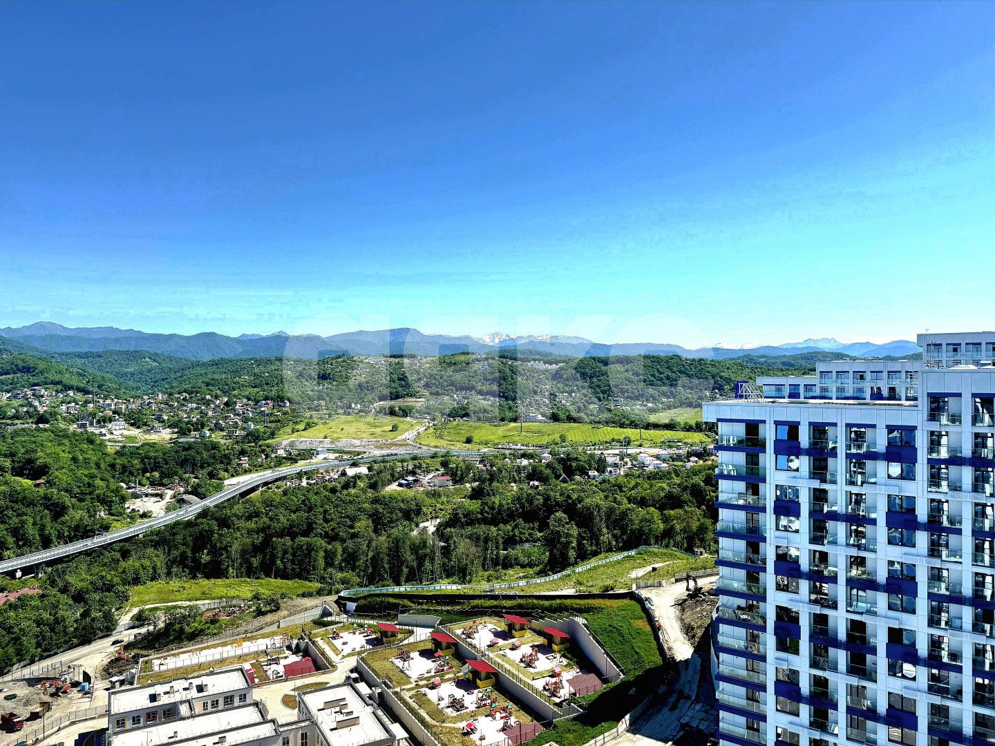 Фото №1: 2-комнатная квартира 50 м² - Сочи, Хостинский, жилой комплекс Кислород, мкр. Бытха, ул. Ясногорская, 16/2к6