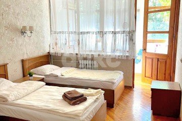 Фото №5: 2-комнатная квартира 46 м² - Сочи, р. Центральный, ул. Островского, 1