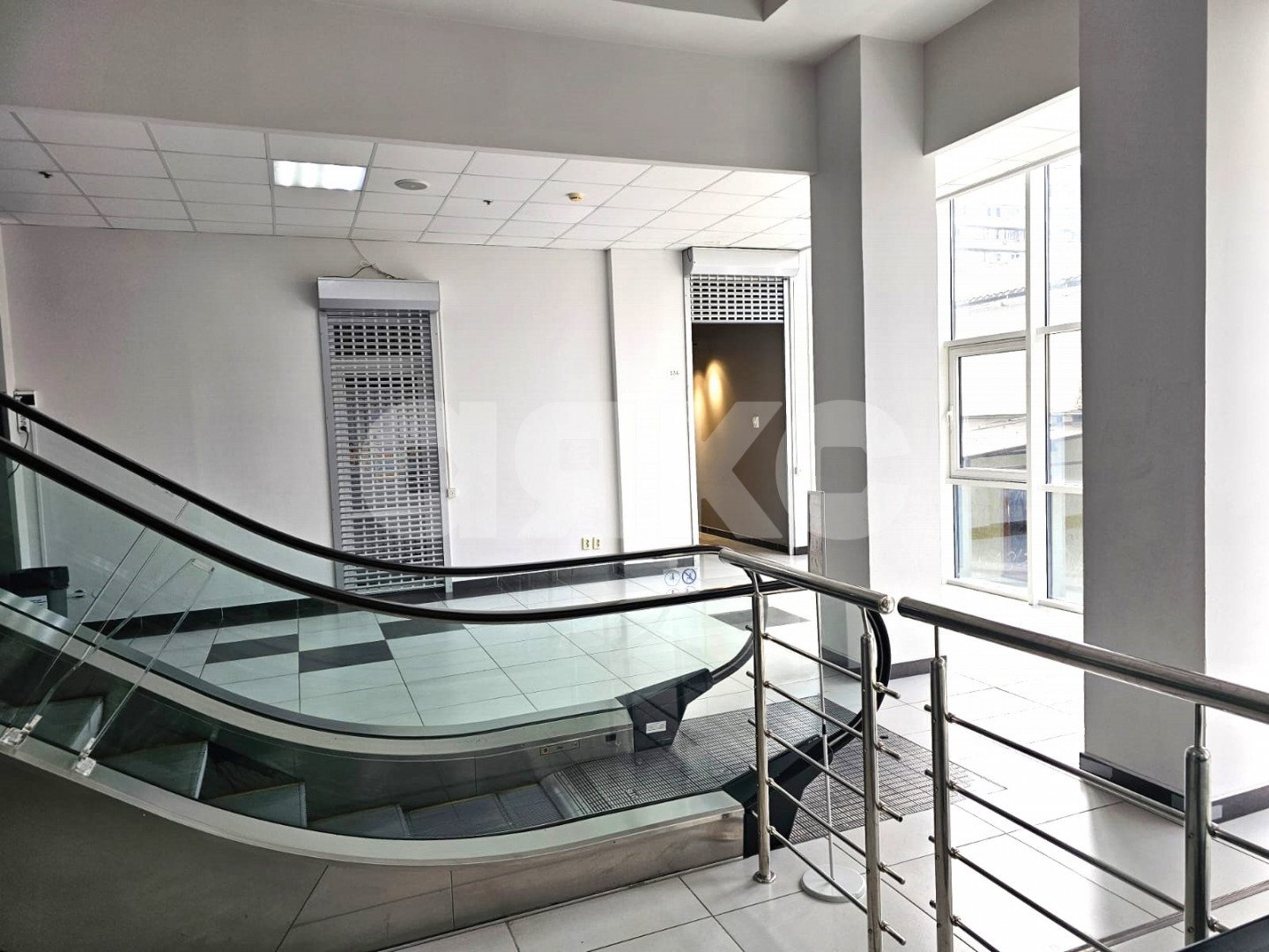 Фото №5: Коммерция 10 м² - Сочи, р. Центральный, ул. Навагинская, 9