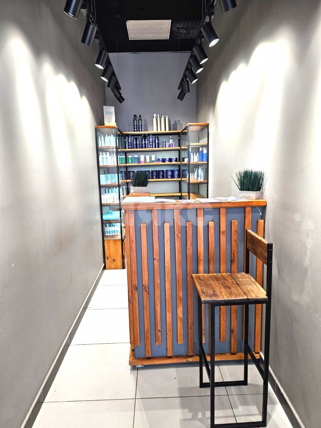 Фото №8: Коммерция 10 м² - Сочи, р. Центральный, ул. Навагинская, 9