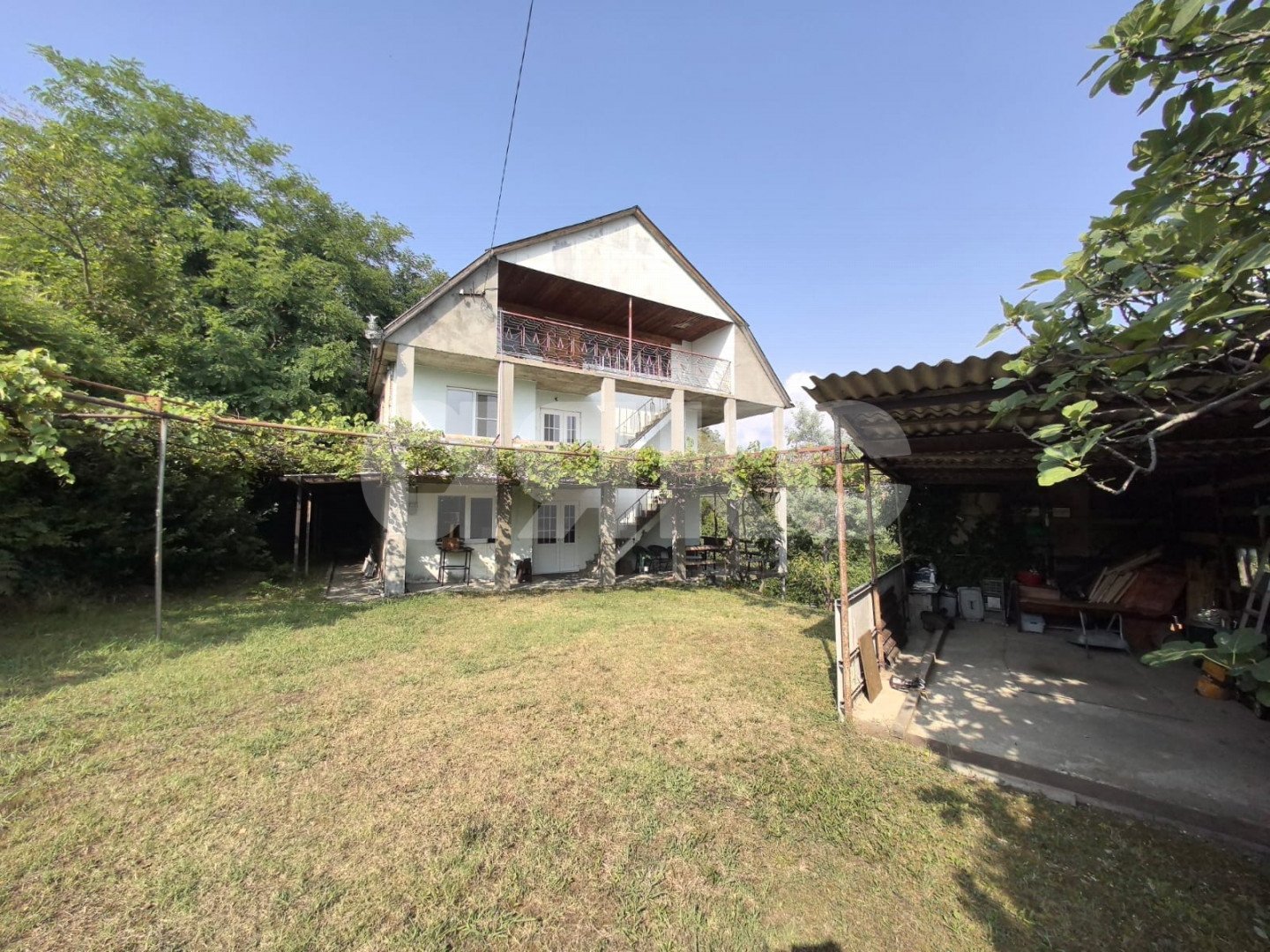 Фото №2: Дом 290 м² + 12.5 сот. - Верхнеякорная Щель, р. Лазаревский, ул. Арташатская, 32