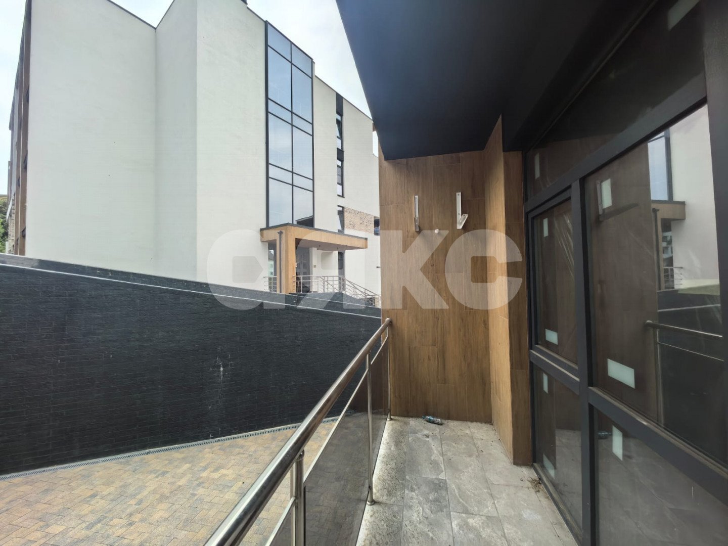 Фото №2: Готовый бизнес 26 м² - Сочи, Лазаревский, Вардане, мкр. жилой комплекс Морской Квартал, ул. Львовская, 76/4