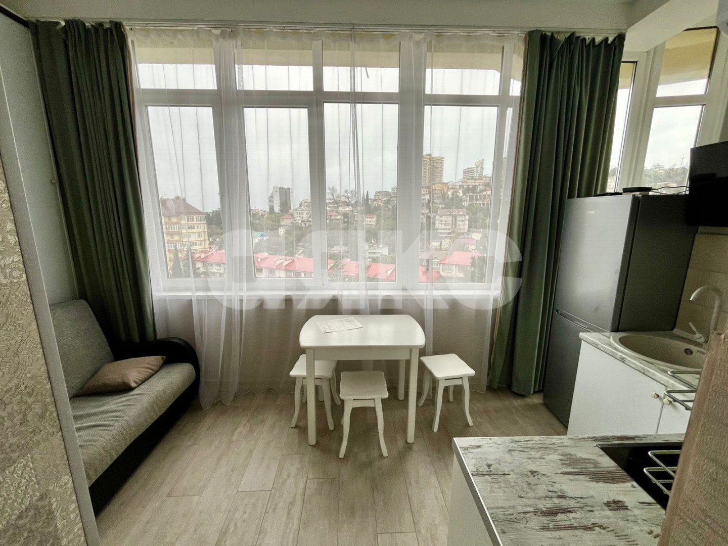 Фото №1: 1-комнатная квартира 30 м² - Сочи, Хостинский, мкр. Светлана, ул. Учительская, 27А