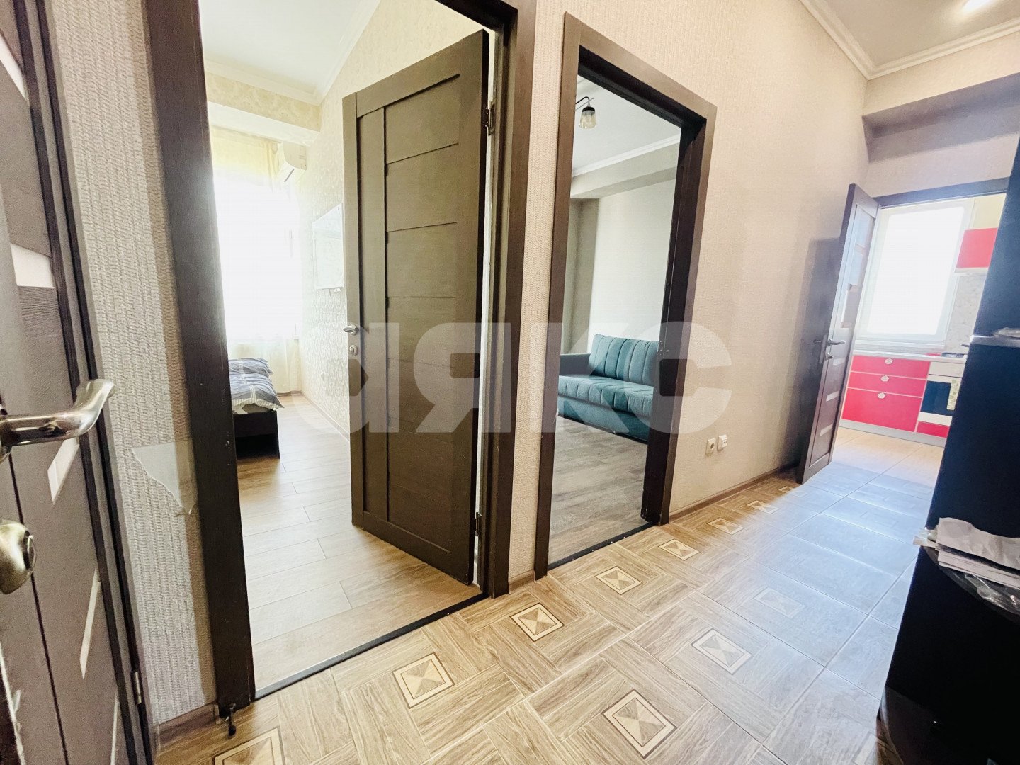 Фото №8: 2-комнатная квартира 47 м² - Сочи, Центральный, мкр. Донская, ул. Чехова, 8