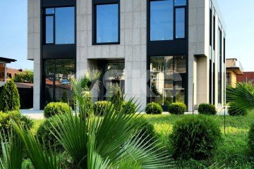 Фото №2: Дом 427 м² - Сириус, мкр. Весёлое, ул. Листопадная, 19