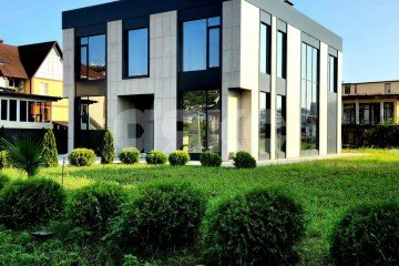 Фото №1: Дом 427 м² - Сириус, мкр. Весёлое, ул. Листопадная, 19