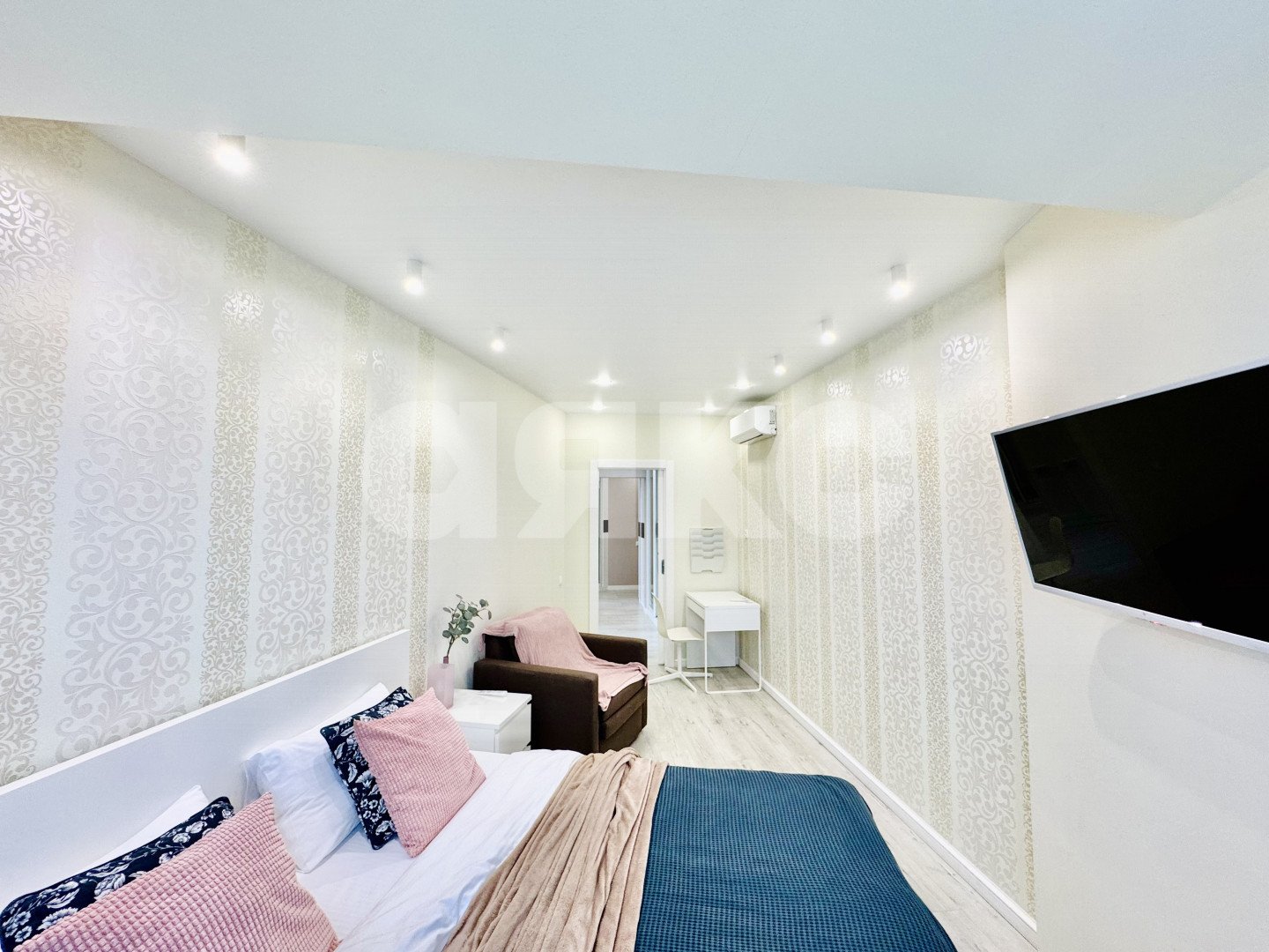 Фото №9: Апартаменты 53 м² - Сочи, р. Центральный, ул. Несебрская, 14