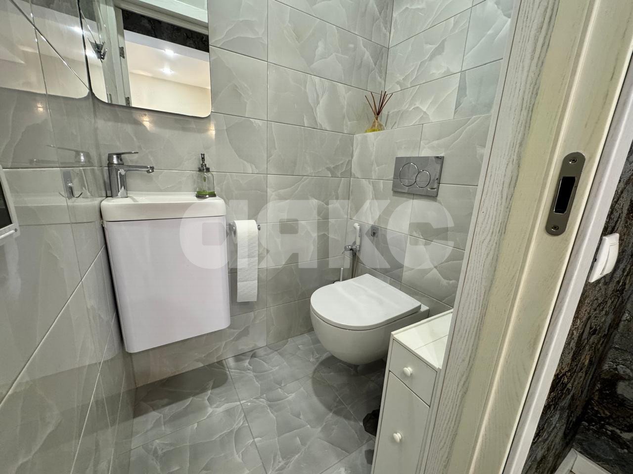 Фото №11: 2-комнатная квартира 83 м² - Сочи, Адлерский, Адлер, мкр. Голубые Дали, ул. Кирпичная, 2к2