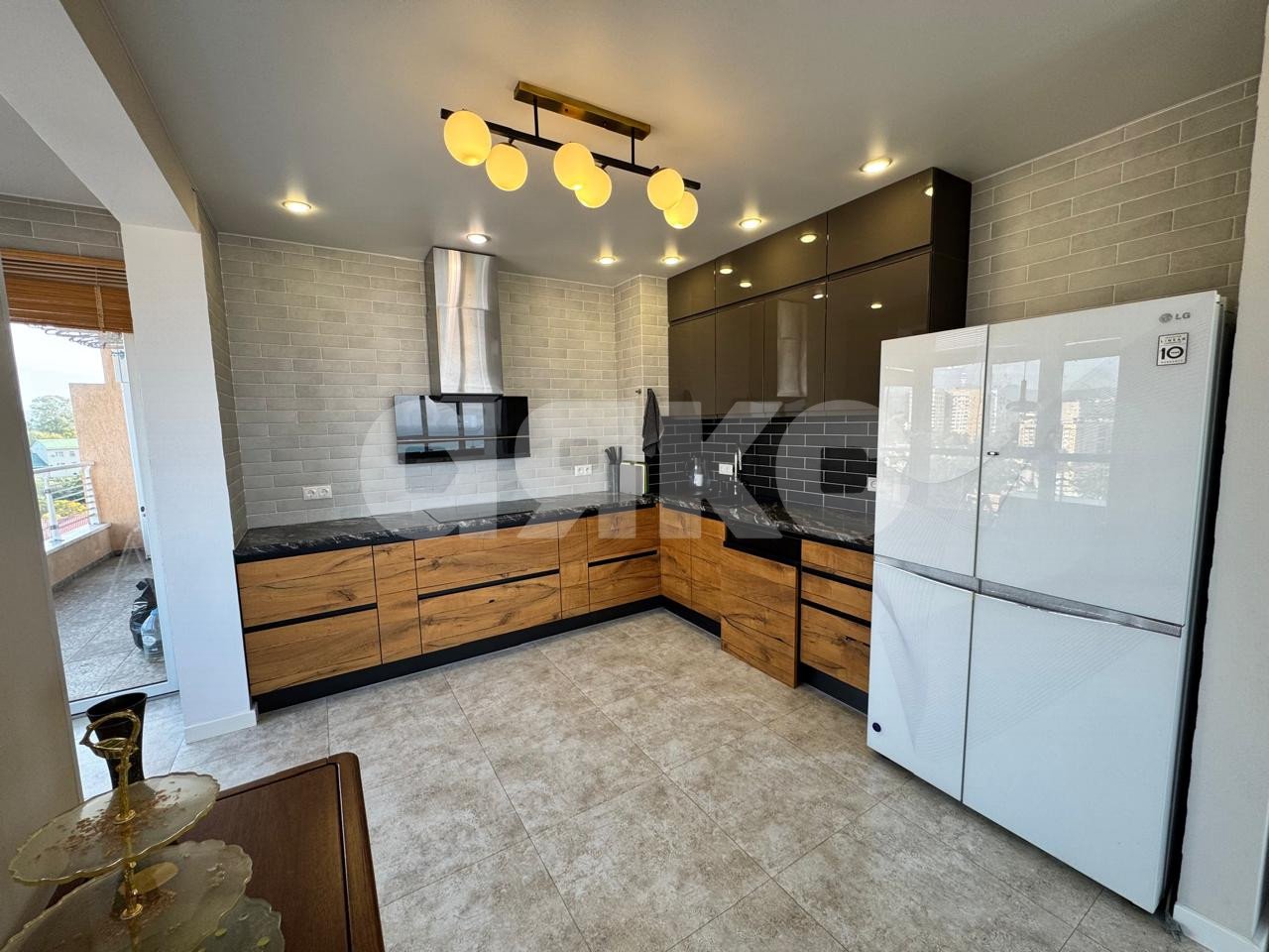 Фото №32: 2-комнатная квартира 83 м² - Сочи, Адлерский, Адлер, мкр. Голубые Дали, ул. Кирпичная, 2к2