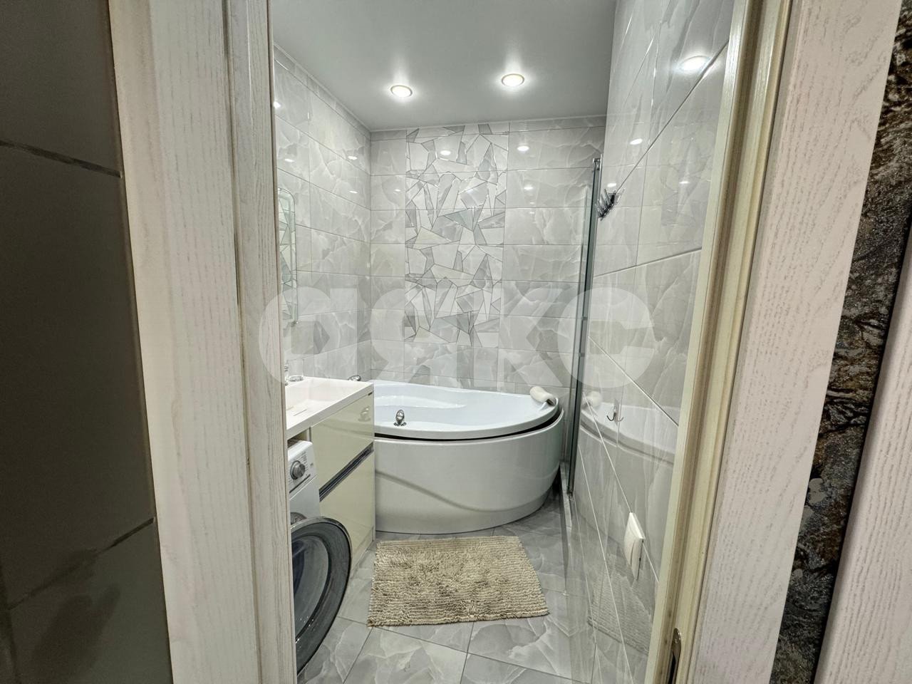 Фото №6: 2-комнатная квартира 83 м² - Сочи, Адлерский, Адлер, мкр. Голубые Дали, ул. Кирпичная, 2к2