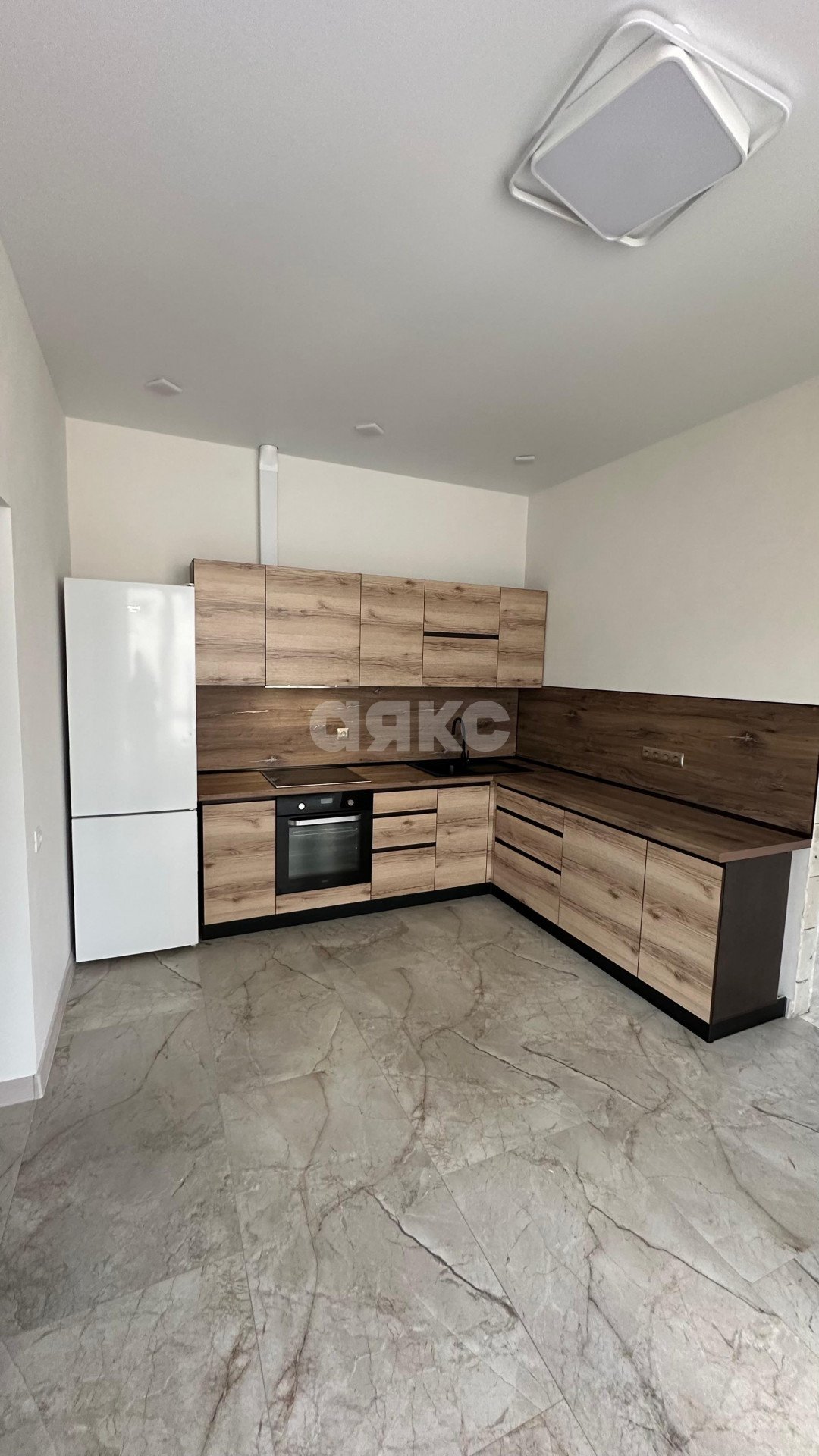 Фото №2: 3-комнатная квартира 55 м² - Краевско-Армянское, р. Хостинский, ул. Измайловская, 20