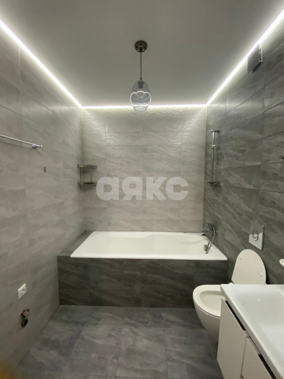 Фото №15: 2-комнатная квартира 45 м² - Сочи, Центральный, мкр. Завокзальный, пер. Трунова, 6к3