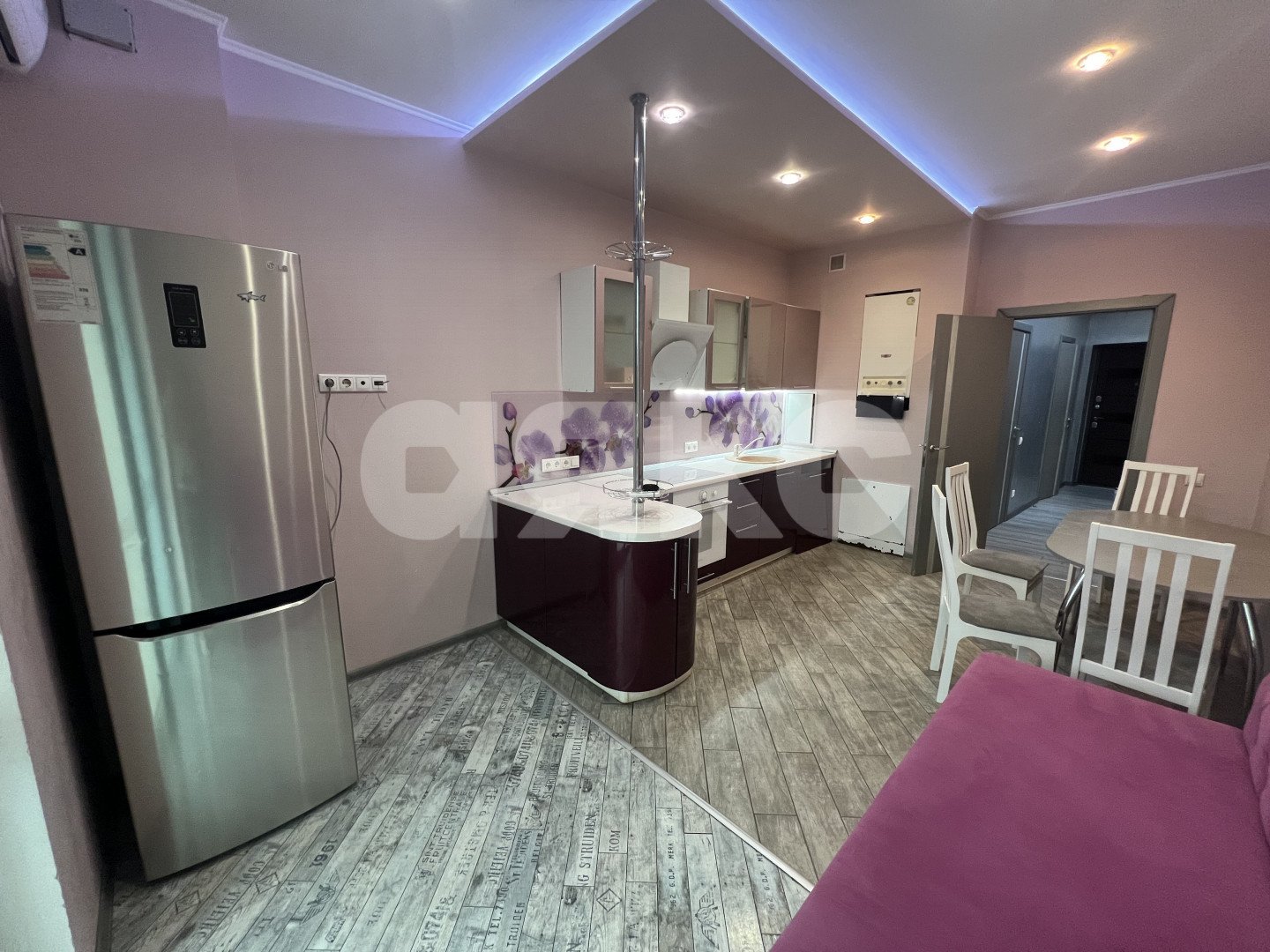 Фото №1: 2-комнатная квартира 72 м² - Сочи, Хостинский, мкр. Приморье, пр-кт Курортный, 108/16