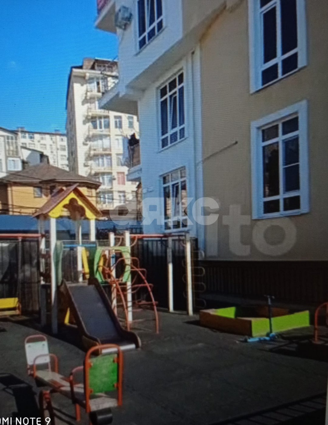 Фото №18: Студия 27 м² - Сочи, Адлерский, Голубые Дали, ж/р Адлер, ул. Изумрудная, 38