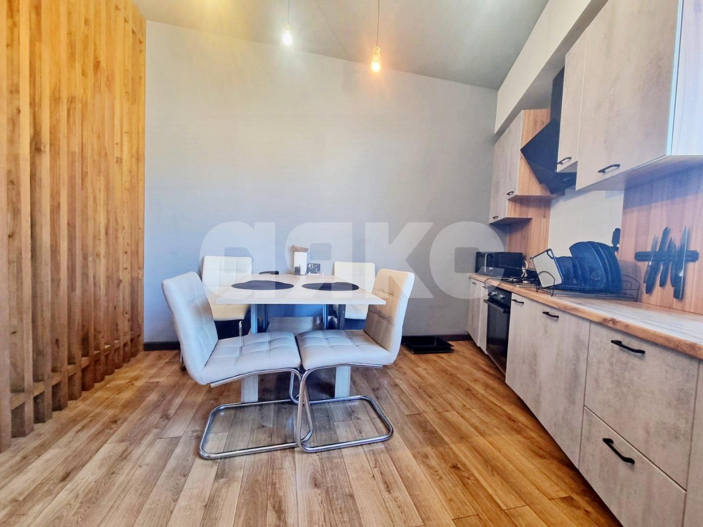 Фото №1: 2-комнатная квартира 50 м² - Сочи, Адлерский, мкр. Верхнеимеретинская Бухта, ул. Бакинская, 9/1