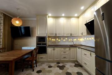 Фото №3: 3-комнатная квартира 100 м² - Краснодар, мкр. Центральный, ул. Железнодорожная, 24