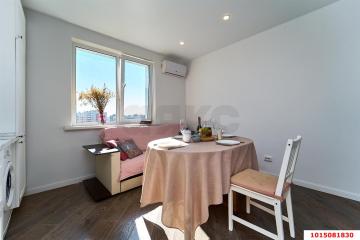 Фото №3: 2-комнатная квартира 70 м² - Краснодар, мкр. Краевая Клиническая Больница, ул. Домбайская, 10/1к1