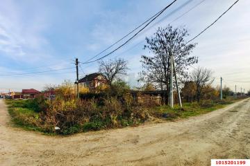 Фото №1: Земельный участок 10 сот. - Старобжегокай, ул. Октябрьская, 39