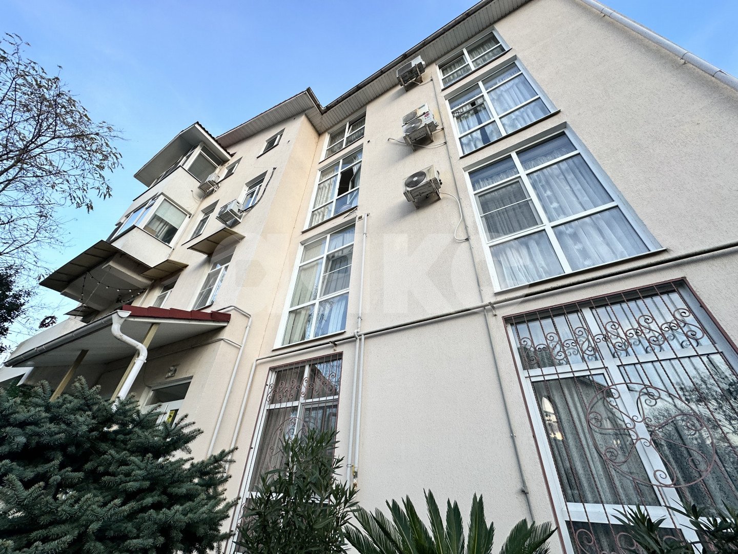 Фото №2: Апартаменты 100 м² - Сочи, Центральный, мкр. Завокзальный, ул. Севастопольская, 8/1