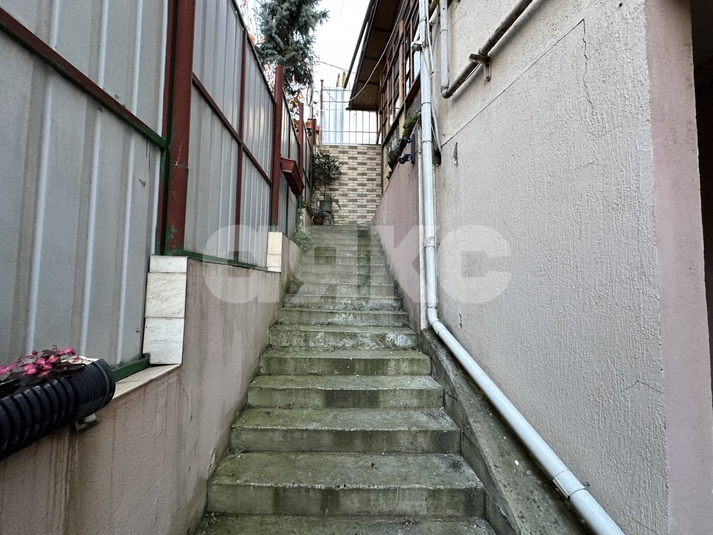 Фото №6: Апартаменты 100 м² - Сочи, Центральный, мкр. Завокзальный, ул. Севастопольская, 8/1