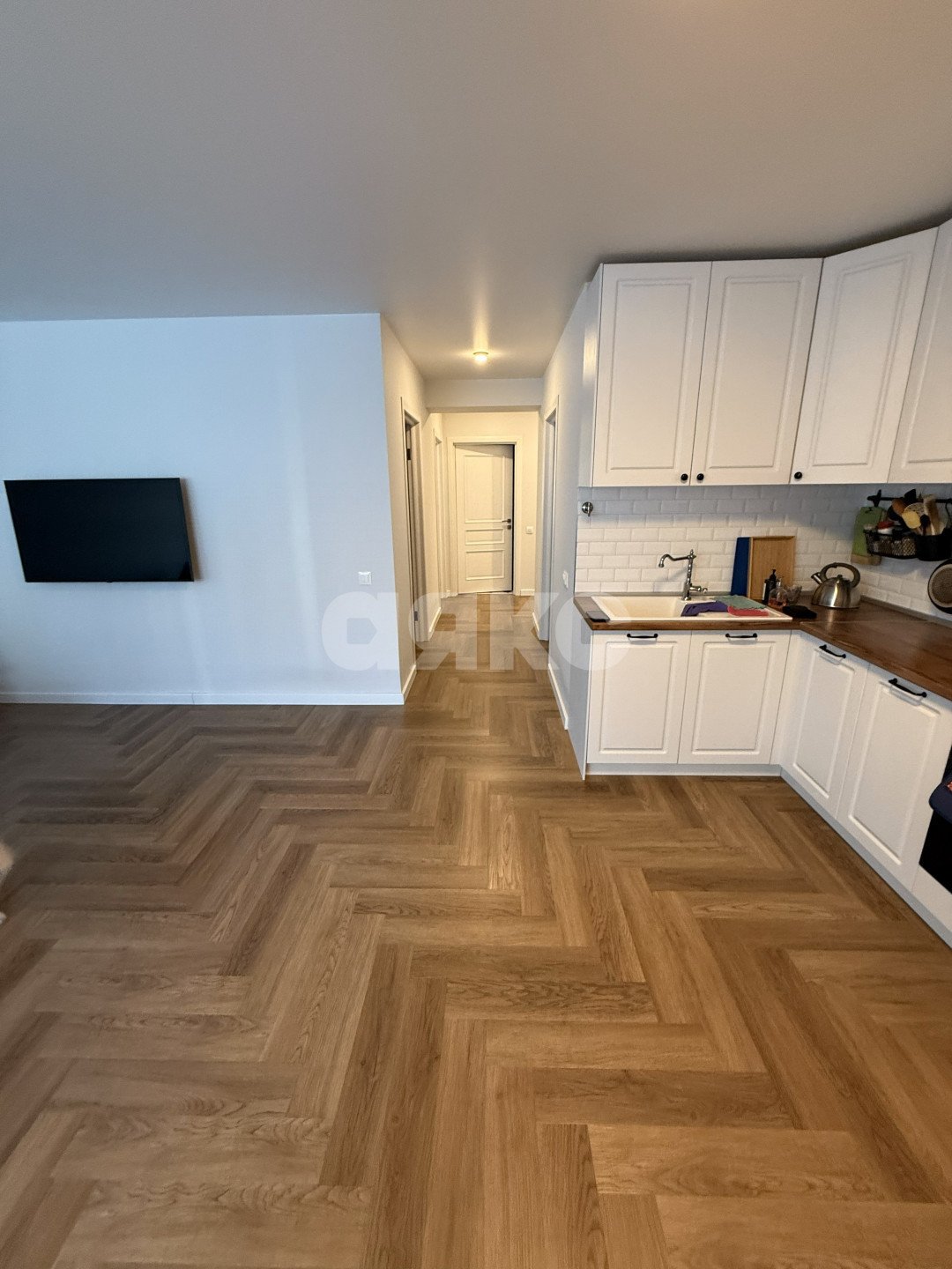 Фото №2: 3-комнатная квартира 84 м² - Раздольное, Хостинский, жилой комплекс Министерские Озёра, мкр. квартал Город Детства, ул. Тепличная, 71к10