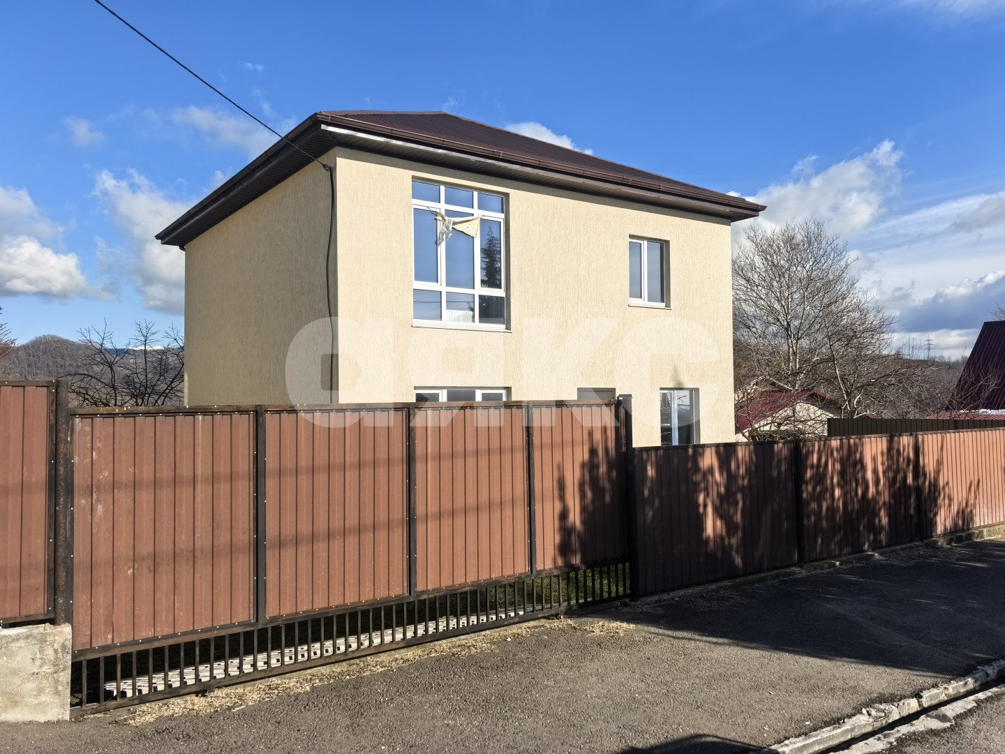 Фото №1: Дом 218 м² + 5 сот. - Детляжка, р. Лазаревский