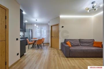 Фото №1: 2-комнатная квартира 73 м² - Краснодар, мкр. Центральный внутригородской округ, ул. Колхозная, 5