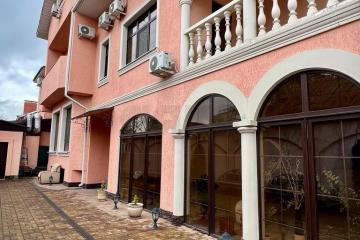 Фото №1: Коммерция 701 м² - Краснодар, мкр. Западный внутригородской округ, ул. Артиллерийская, 329