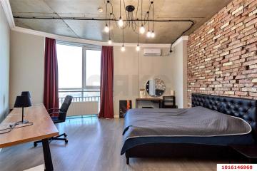 Фото №1: 1-комнатная квартира 80 м² - Краснодар, мкр. Западный внутригородской округ, ул. имени Дзержинского, 93