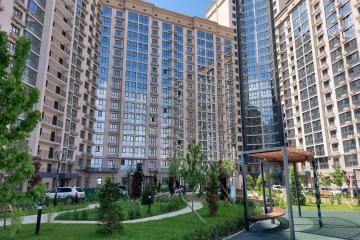 Фото №1: 1-комнатная квартира 51 м² - Краснодар, мкр. Западный внутригородской округ, ул. имени Дзержинского, 95