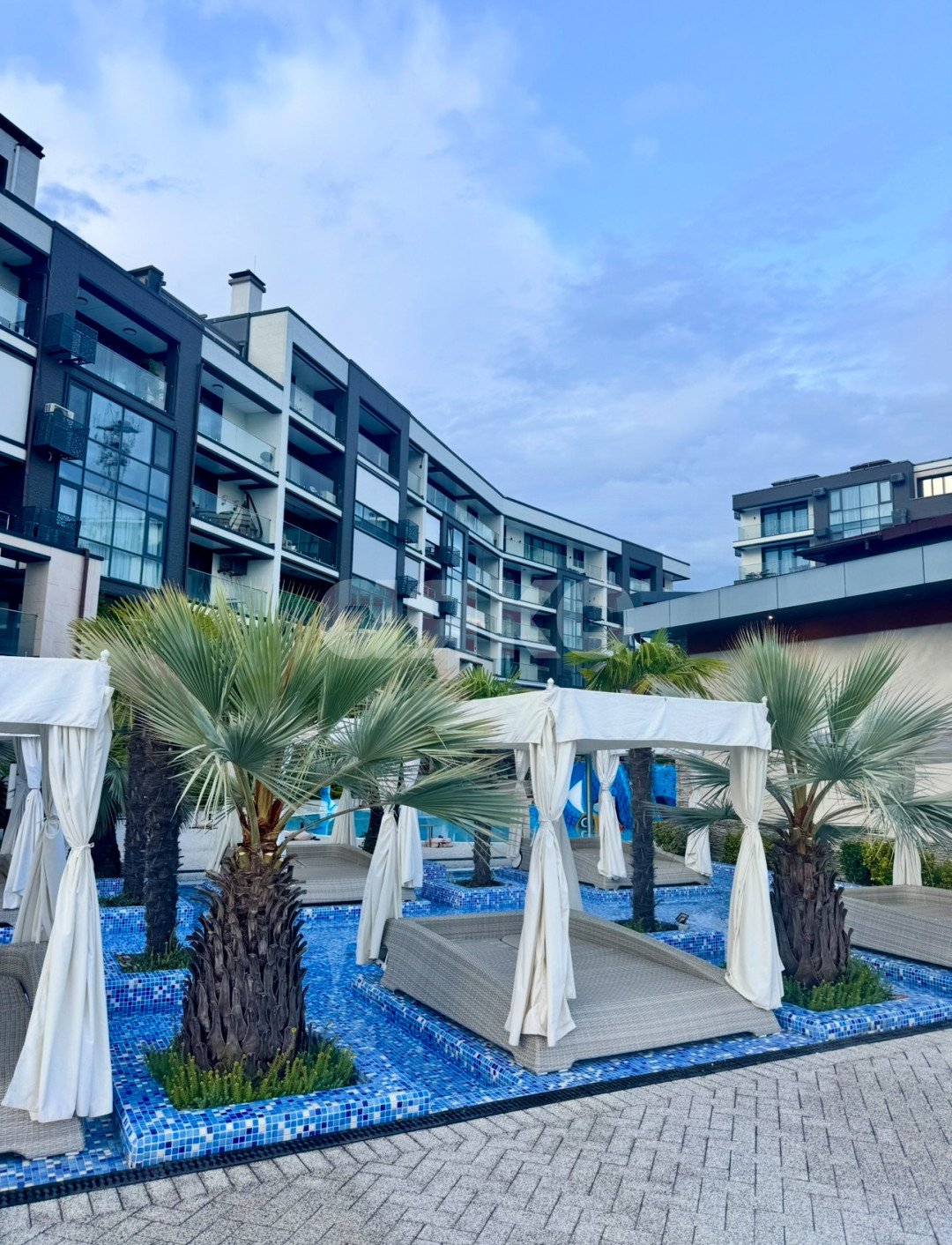 Фото №1: 4-комнатная квартира 106 м² - Сочи, Лазаревский, п. Мамайский Перевал, ул. Прозрачная, 31