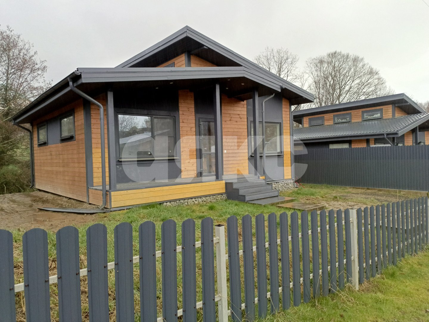 Фото №1: Коттедж 76 м² + 5 сот. - Беранда, р. Лазаревский, ул. Иджеванская, 17/2