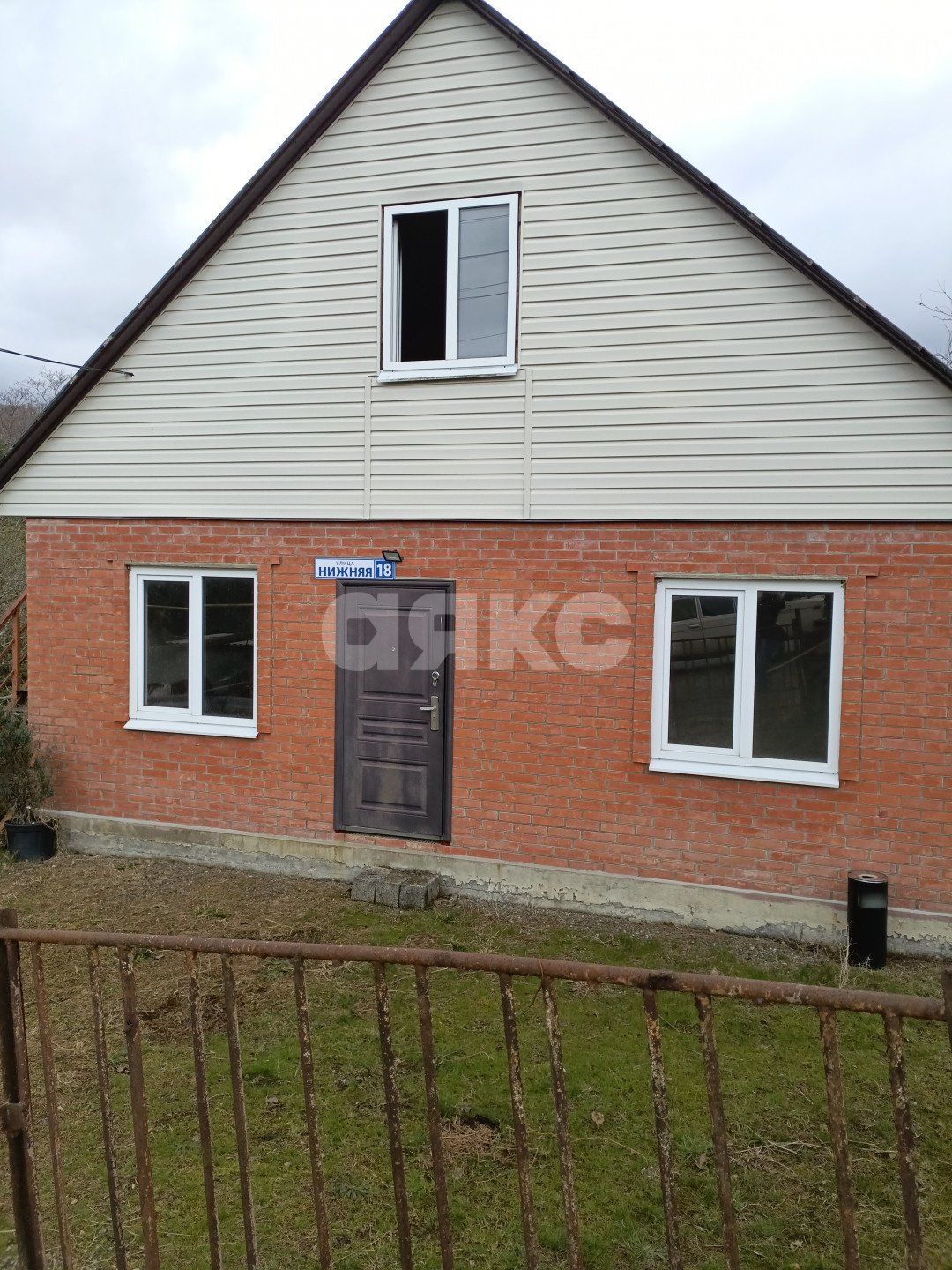 Фото №1: Дом 87 м² + 6 сот. - Детляжка, р. Лазаревский, ул. Нижняя, 18