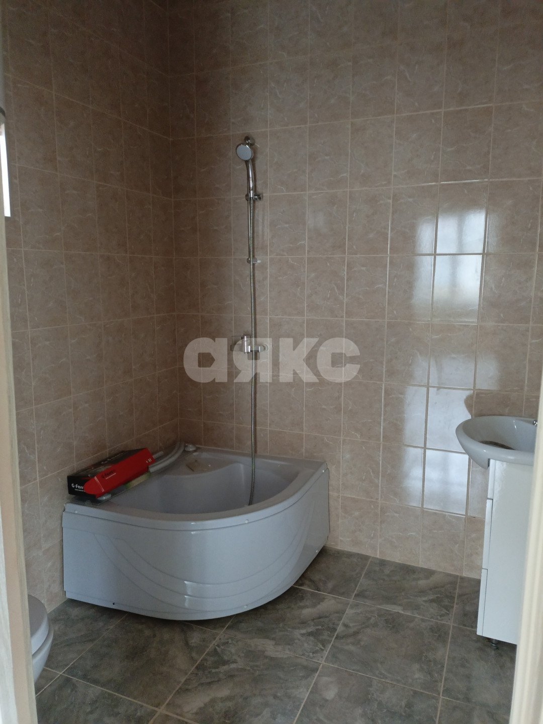 Фото №13: Дом 97 м² + 6 сот. - Сочи, Лазаревский, мкр. Нижняя Хобза, ул. Магнитогорская