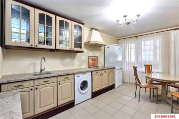 Фото №1: 2-комнатная квартира 60 м² - Краснодар, мкр. Юбилейный, ул. Рождественская набережная, 39