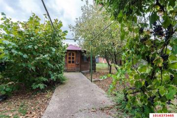 Фото №1: Дом 371 м² - Краснодар, мкр. Северный, ул. Большевистская, 117А