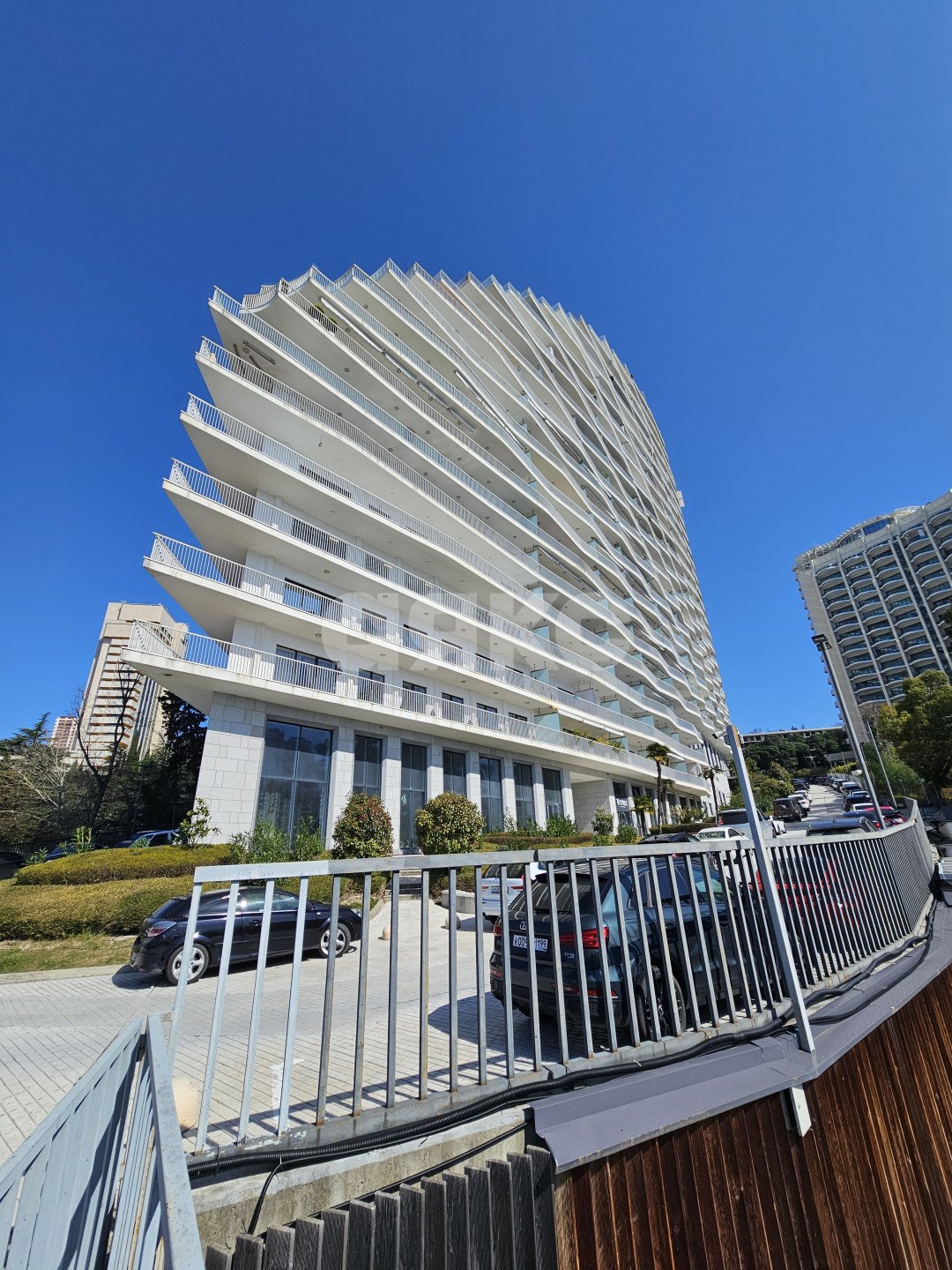 Фото №34: 2-комнатная квартира 101 м² - Сочи, Хостинский, Приморье, мкр. жилой комплекс Актёр Гэлакси, пр-кт Курортный, 105