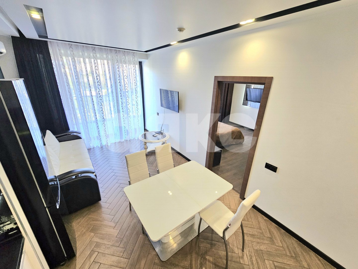 Фото №19: 2-комнатная квартира 101 м² - Сочи, Хостинский, Приморье, мкр. жилой комплекс Актёр Гэлакси, пр-кт Курортный, 105