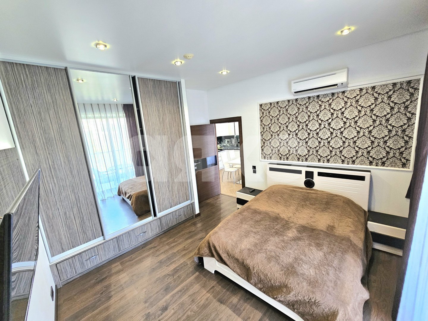 Фото №4: 2-комнатная квартира 101 м² - Сочи, Хостинский, Приморье, мкр. жилой комплекс Актёр Гэлакси, пр-кт Курортный, 105