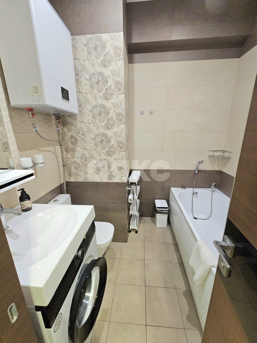 Фото №21: 2-комнатная квартира 101 м² - Сочи, Хостинский, Приморье, мкр. жилой комплекс Актёр Гэлакси, пр-кт Курортный, 105