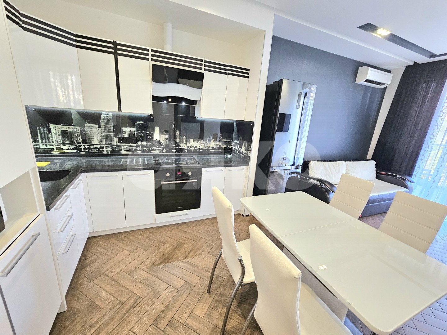 Фото №15: 2-комнатная квартира 101 м² - Сочи, Хостинский, Приморье, мкр. жилой комплекс Актёр Гэлакси, пр-кт Курортный, 105